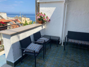 Attico con ampia terrazza in Piazza Durante
